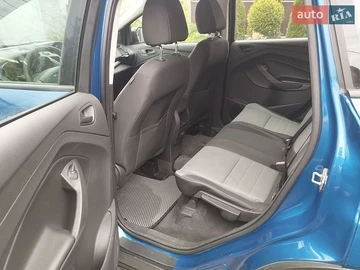 Авто Ford Escape 2016 № 8846186