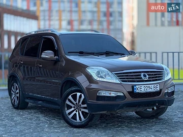 Авто SsangYong Rexton 2015 № 8846202