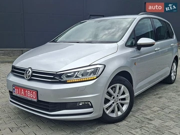 Авто Volkswagen Touran 2019 № 8846210