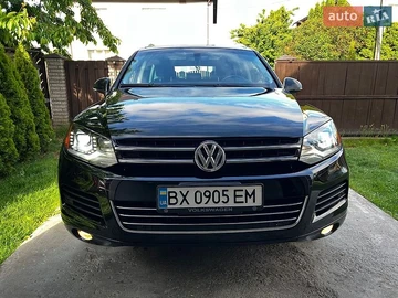 Авто Volkswagen Touareg 2012 № 8846292