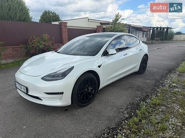 Авто Tesla Model 3 2021 № 8846299