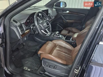 Авто Audi Q5 2018 № 8846304