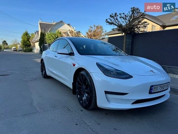 Авто Tesla Model 3 2022 № 8846305