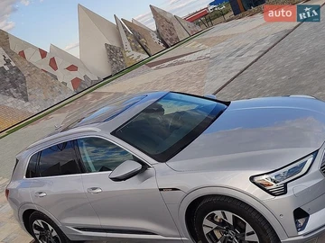 Авто Audi E-Tron 2021 № 8846399