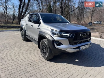 Авто Toyota Hilux 2023 № 8846411