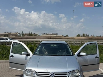 Авто Volkswagen Golf 2001 № 8846612