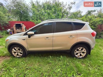 Авто Ford Kuga 2010 № 8846864