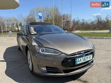 Авто Tesla Model S 2015 № 8846980