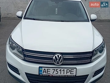 Авто Volkswagen Tiguan 2017 № 8846984
