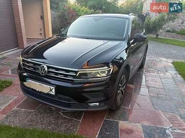 Авто Volkswagen Tiguan 2018 № 8847075