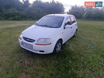 Авто Chevrolet Aveo 2004 № 8847202