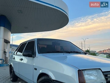 Авто ВАЗ 21099 2004 № 8847207
