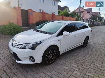 Авто Toyota Avensis 2012 № 8847275