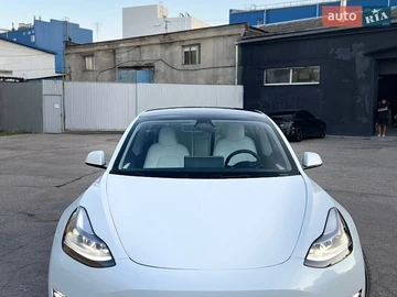 Авто Tesla Model 3 2023 № 8847393