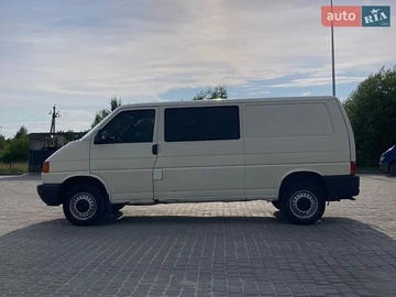 Авто Volkswagen Transporter 2002 № 8847401