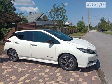 Авто Nissan Leaf 2018 № 8847403