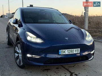 Авто Tesla Model Y 2021 № 8847911