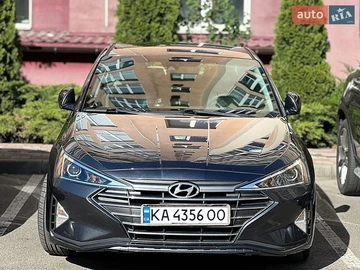 Авто Hyundai Elantra 2019 № 8848253