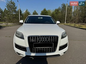 Авто Audi Q7 2013 № 8848698