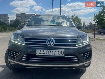Авто Volkswagen Touareg 2015 № 8848726