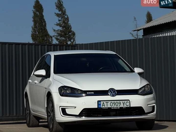 Авто Volkswagen E-Golf 2015 № 8849042