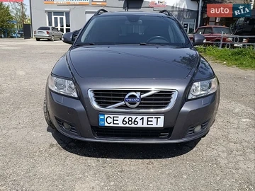Авто Volvo V50 2010 № 8849043