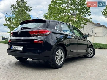 Авто Hyundai I30 2017 № 8849175