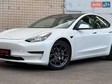 Авто Tesla Model 3 2021 № 8849267