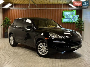 Авто Porsche Cayenne 2012 № 8849344
