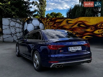Авто Audi S4 2019 № 8849372