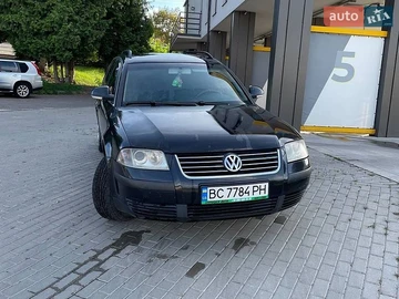 Авто Volkswagen Passat 2004 № 8849463