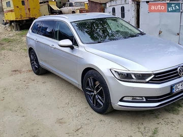 Авто Volkswagen Passat 2016 № 8849941