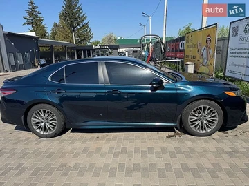Авто Toyota Camry 2018 № 8850035