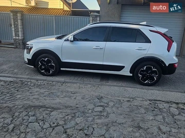 Авто KIA Niro 2023 № 8850055
