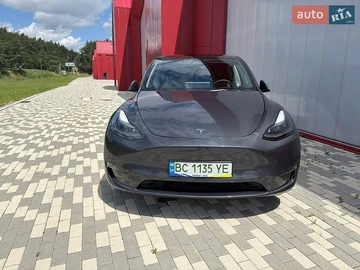 Авто Tesla Model Y 2023 № 8850067