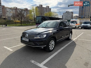 Авто Volkswagen Touareg 2018 № 8850077