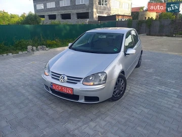 Авто Volkswagen Golf 2005 № 8850304