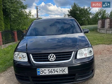 Авто Volkswagen Touran 2003 № 8850396