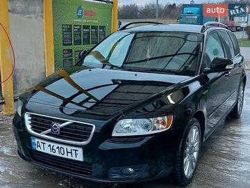 Авто Volvo V50 2009 № 8850541