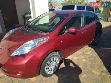 Авто Nissan Leaf 2014 № 8850573