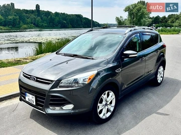 Авто Ford Escape 2014 № 8850907