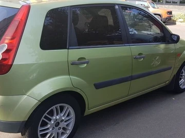 Авто Ford Fiesta 2007 № 8850938