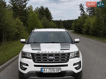 Авто Ford Explorer 2017 № 8851141
