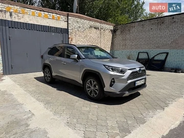 Авто Toyota Rav4 2023 № 8851334