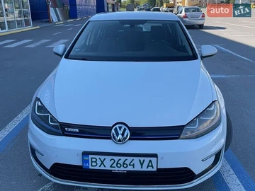 Авто Volkswagen E-Golf 2014 № 8851430