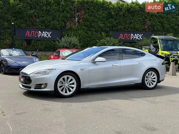 Авто Tesla Model S 2015 № 8851451