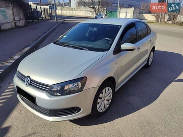 Авто Volkswagen Polo 2012 № 8851938