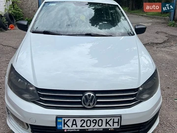 Авто Volkswagen Polo 2016 № 8852313