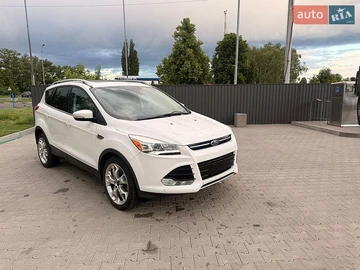 Авто Ford Escape 2016 № 8852373