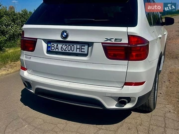 Авто BMW X5 2010 № 8852376